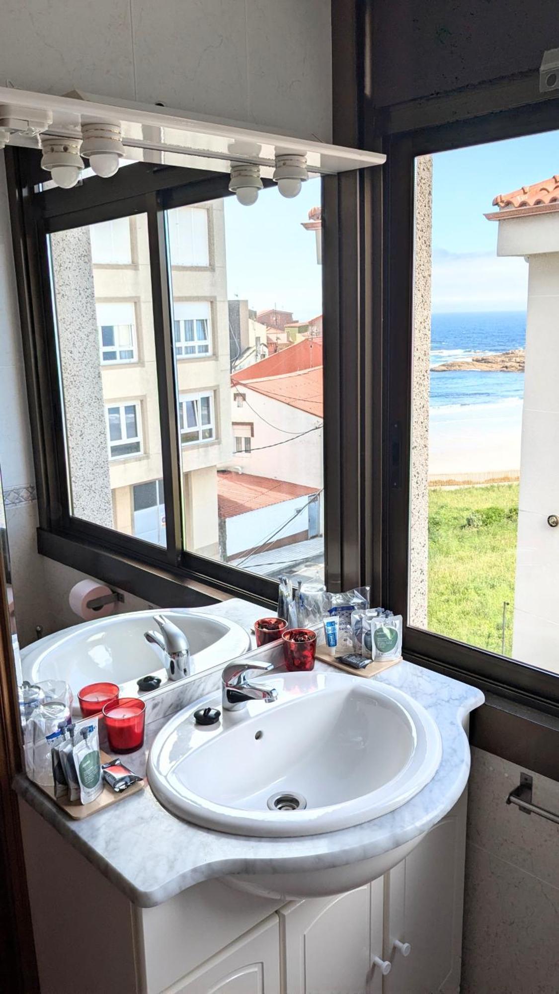 Pension Club Del Mar Cayón Εξωτερικό φωτογραφία